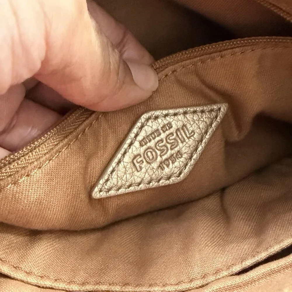 Fossil this preowned